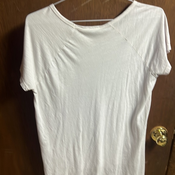 Brand new, Lucky Brand Lotis women’s top size medium T-shirt, Tee - Picture 3 of 3